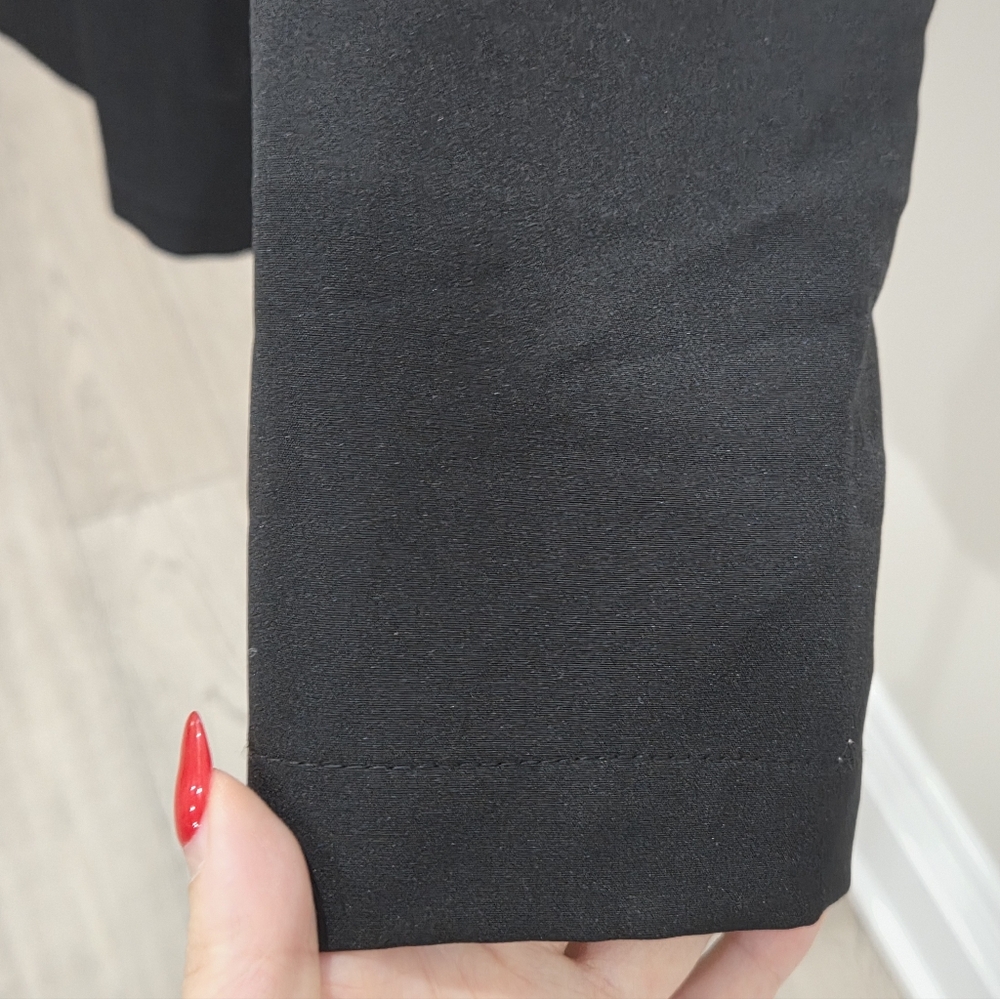 Revamped Classic Black Women's Blazer (NWT) - Picture 4 of 9